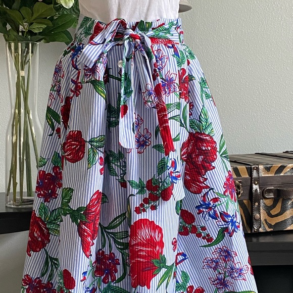 Philosophy A Line Skirt - Picture 3 of 8